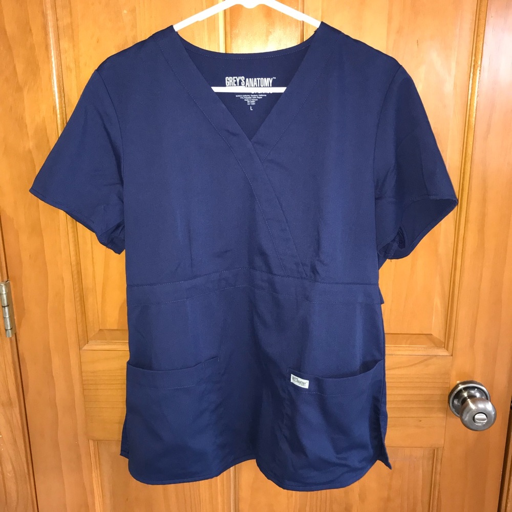 GREY’S ANATOMY Scrub Top